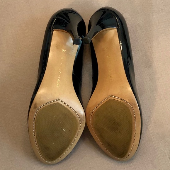 ELIE TAHARI PATENT LEATHER ROUND TOE PUMPS - Picture 10 of 15